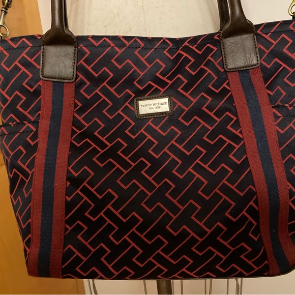 Tommy Hilfiger Geometric Patterned Tote Bag - Red and Navy Monogram - Picture 4 of 12